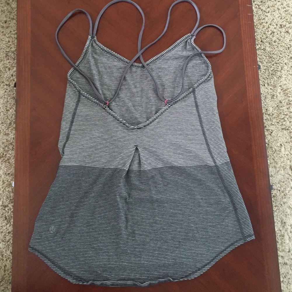 Lululemon flow strap tank